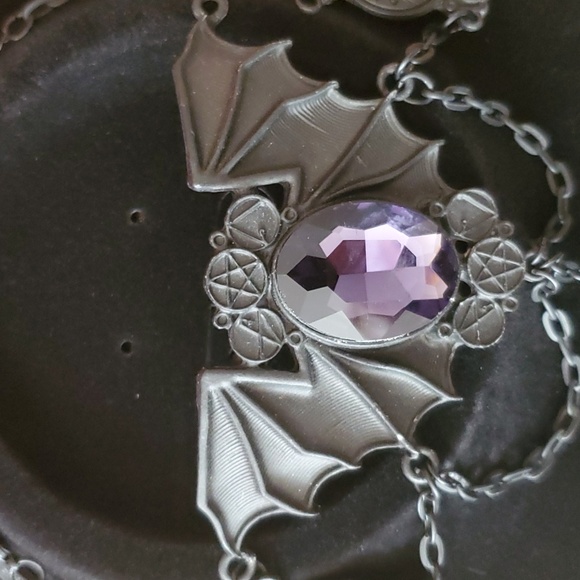 *NWT* Restyle's Purple Posession Bat Choker - Picture 5 of 16